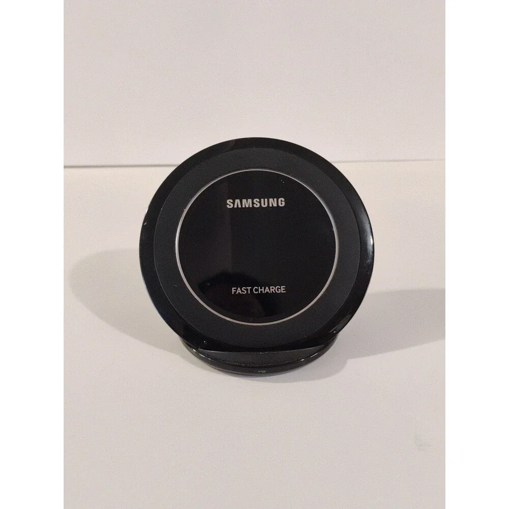 Samsung Fast Charge Wireless Charger Stand EP-NG930